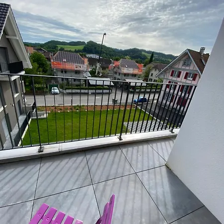 Upper Floor アパート Oberburg