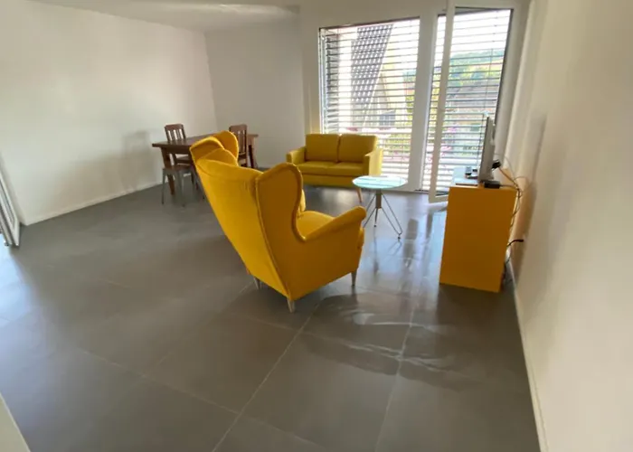 Lejlighed Upper Floor *