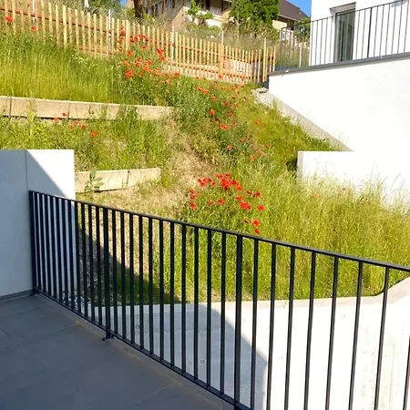 Апартаменты Upper Floor